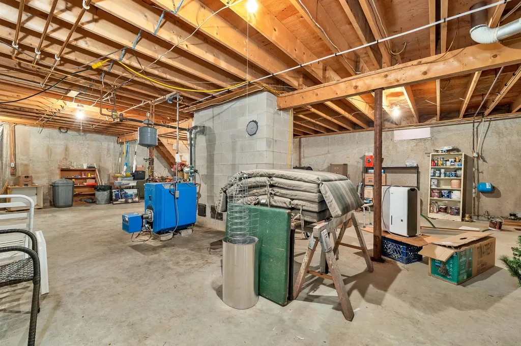 195 Sewall Road Wolfeboro NH 03894