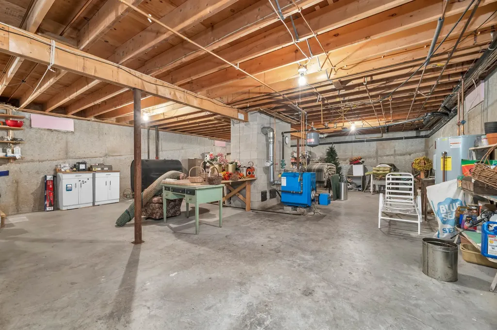 195 Sewall Road Wolfeboro NH 03894