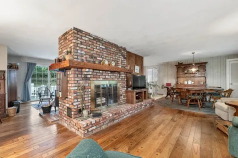 195 Sewall Road Wolfeboro NH 03894