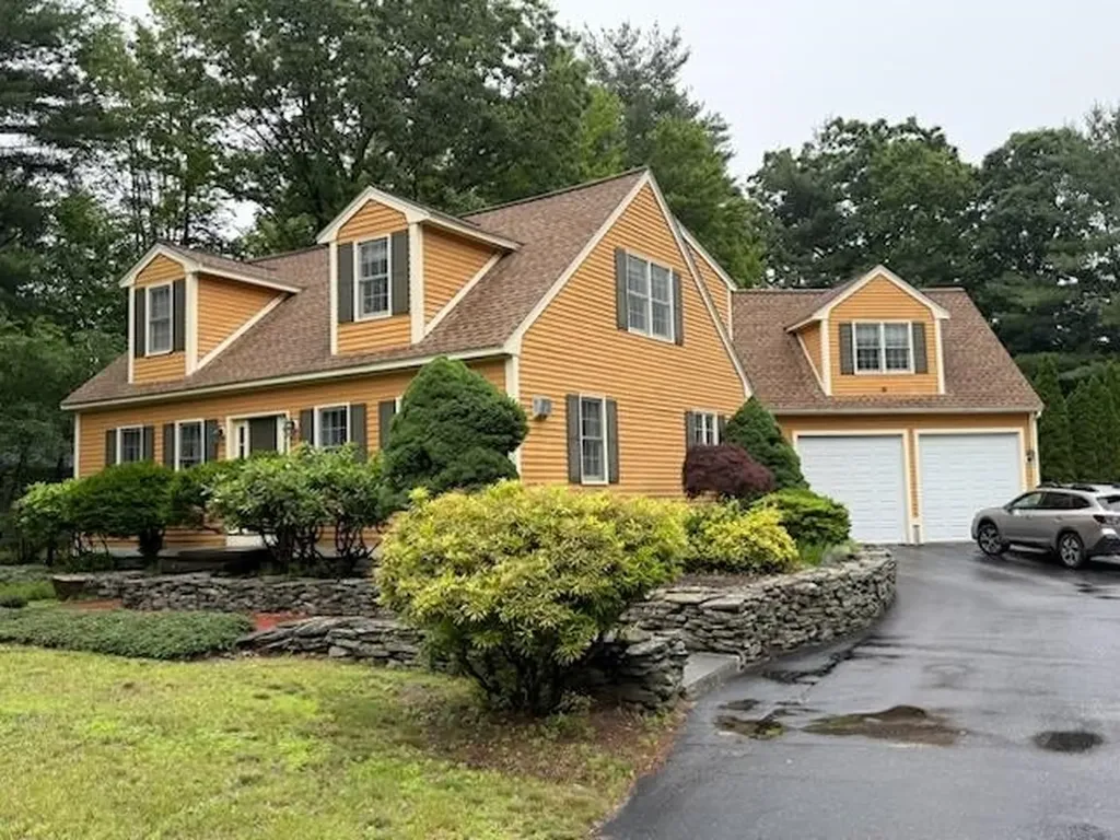 20 Mack Street Bedford NH 03110