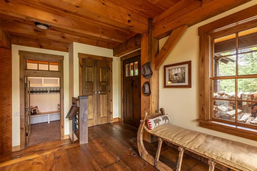 16 Hunters Ridge Winhall VT 05340