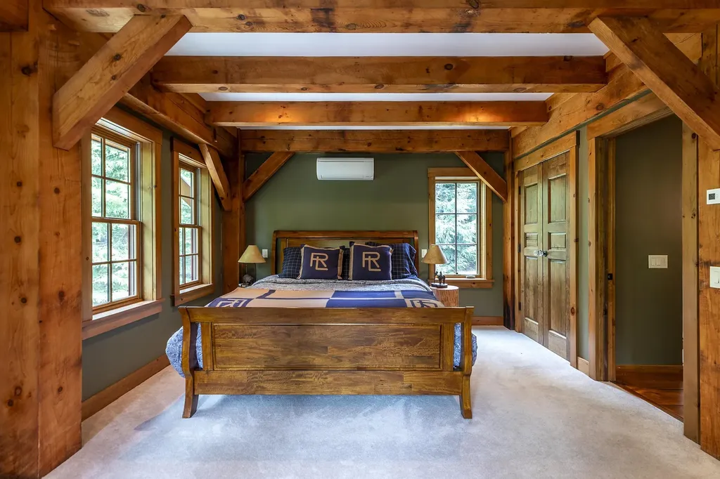 16 Hunters Ridge Winhall VT 05340