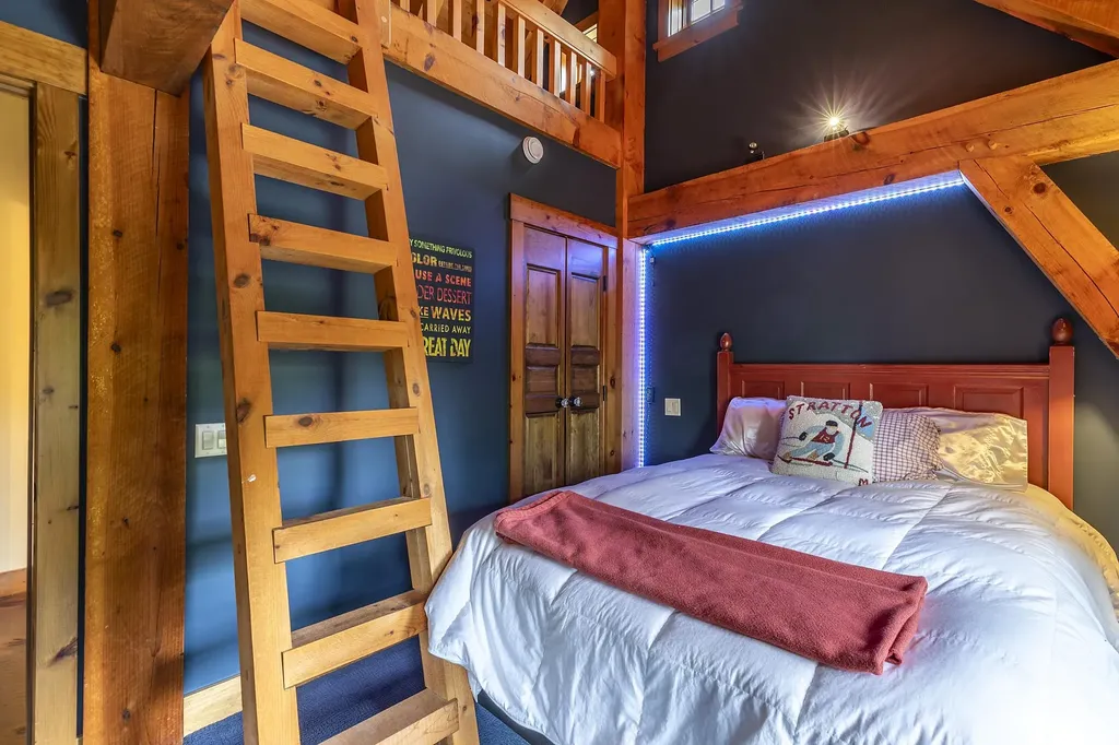 16 Hunters Ridge Winhall VT 05340