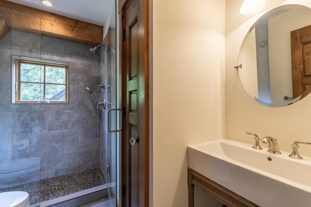 16 Hunters Ridge Winhall VT 05340