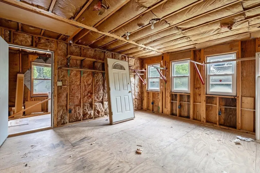 14 Farrar Street St. Albans City VT 05478