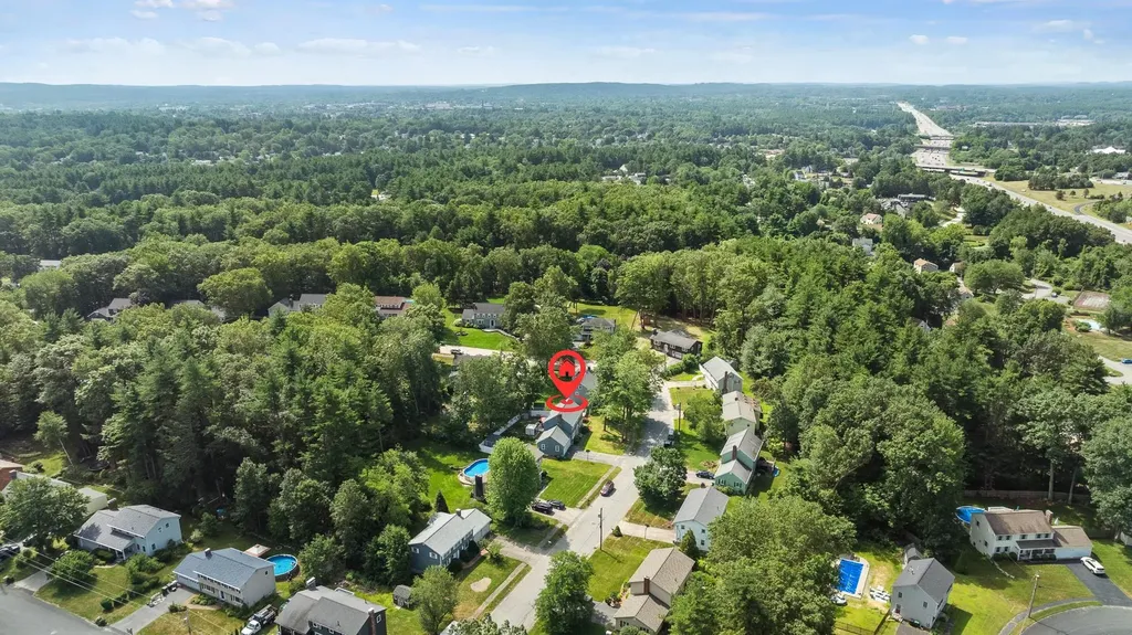 38 Monza Road Nashua NH 03064