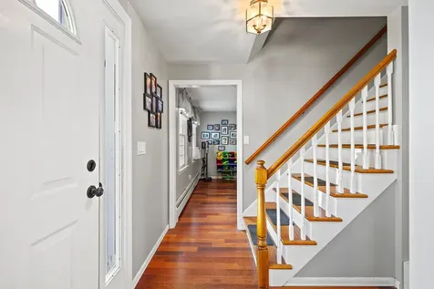 38 Monza Road Nashua NH 03064