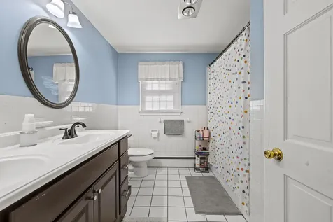 38 Monza Road Nashua NH 03064