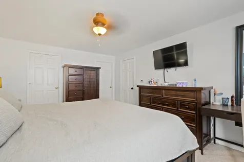 38 Monza Road Nashua NH 03064