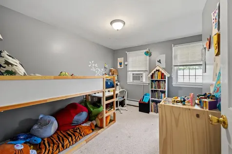 38 Monza Road Nashua NH 03064