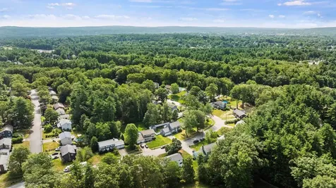 38 Monza Road Nashua NH 03064
