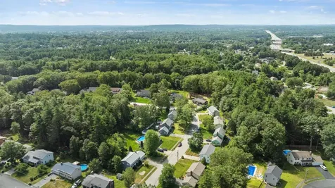 38 Monza Road Nashua NH 03064