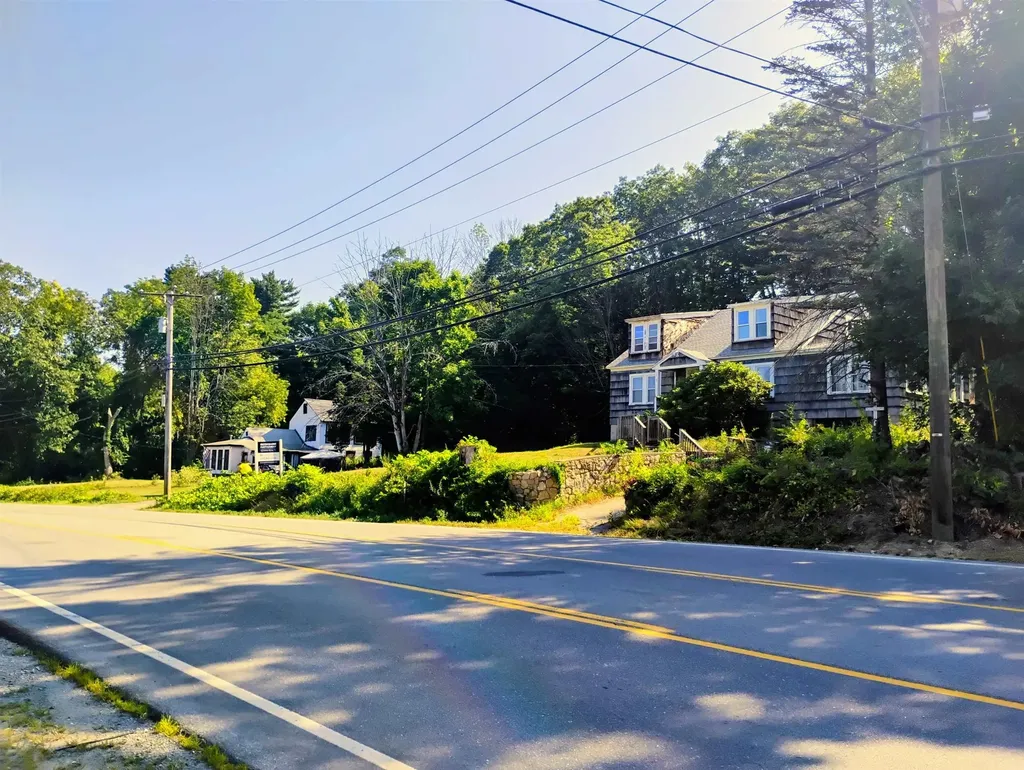 1137 Hooksett Road Hooksett NH 03110