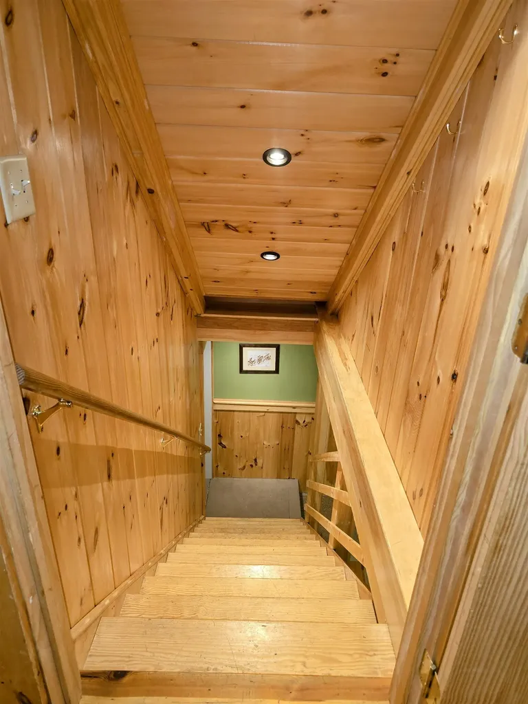 134 Hill Top View Drive Haverhill NH 03785