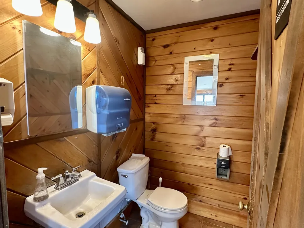 80 Sunapee Street Newport NH 03773