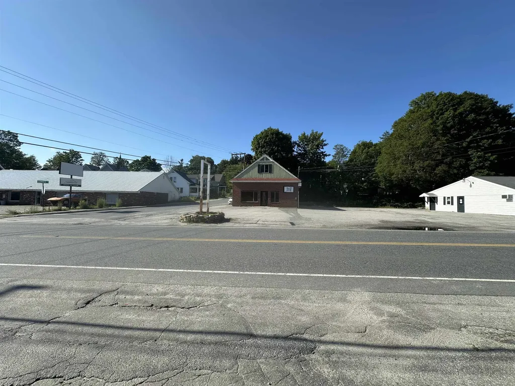 80 Sunapee Street Newport NH 03773