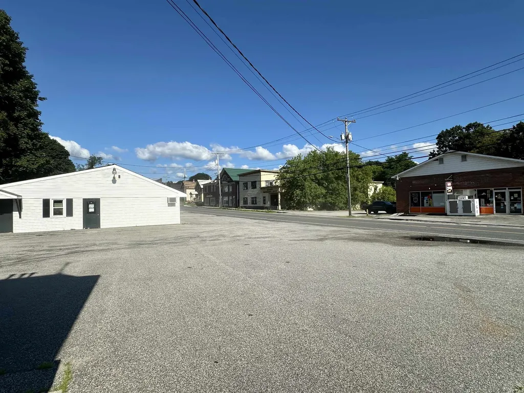 80 Sunapee Street Newport NH 03773