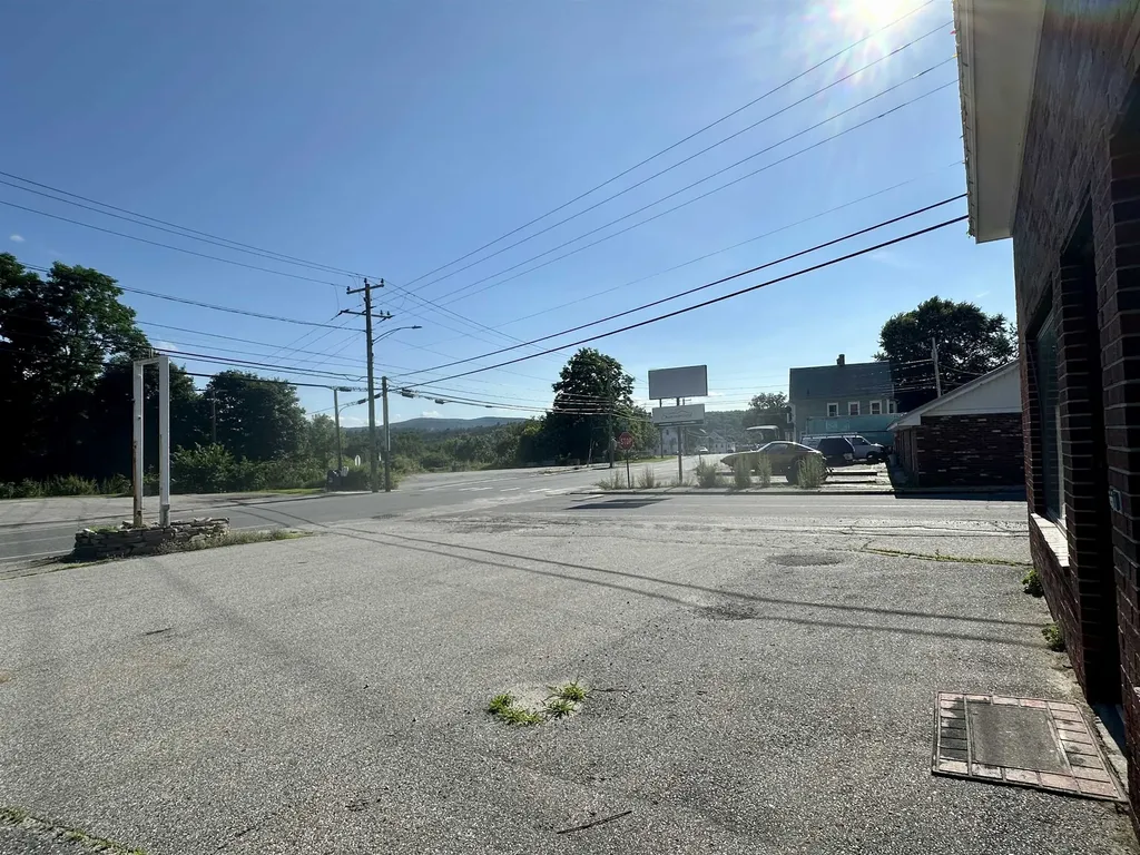 80 Sunapee Street Newport NH 03773