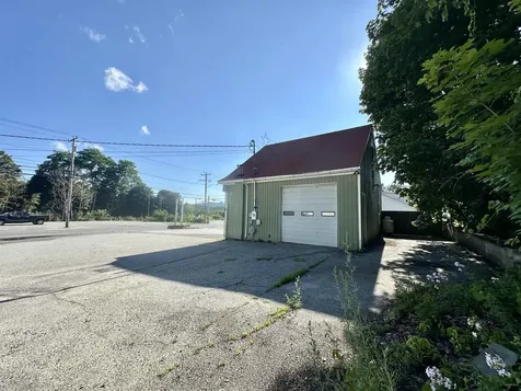 80 Sunapee Street Newport NH 03773