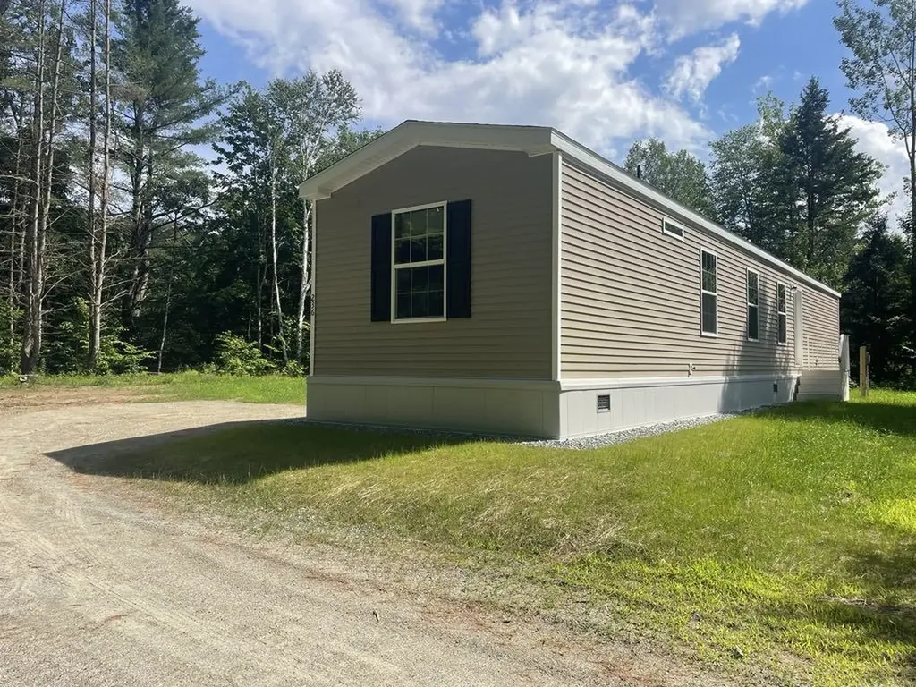 236 Evergreen Manor Drive Hardwick VT 05843-0000