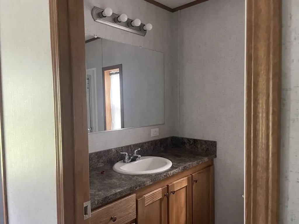 236 Evergreen Manor Drive Hardwick VT 05843-0000