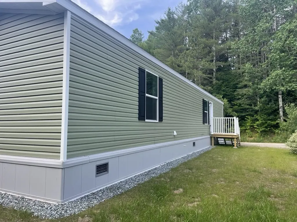 222 Evergreen Manor Drive Hardwick VT 05843