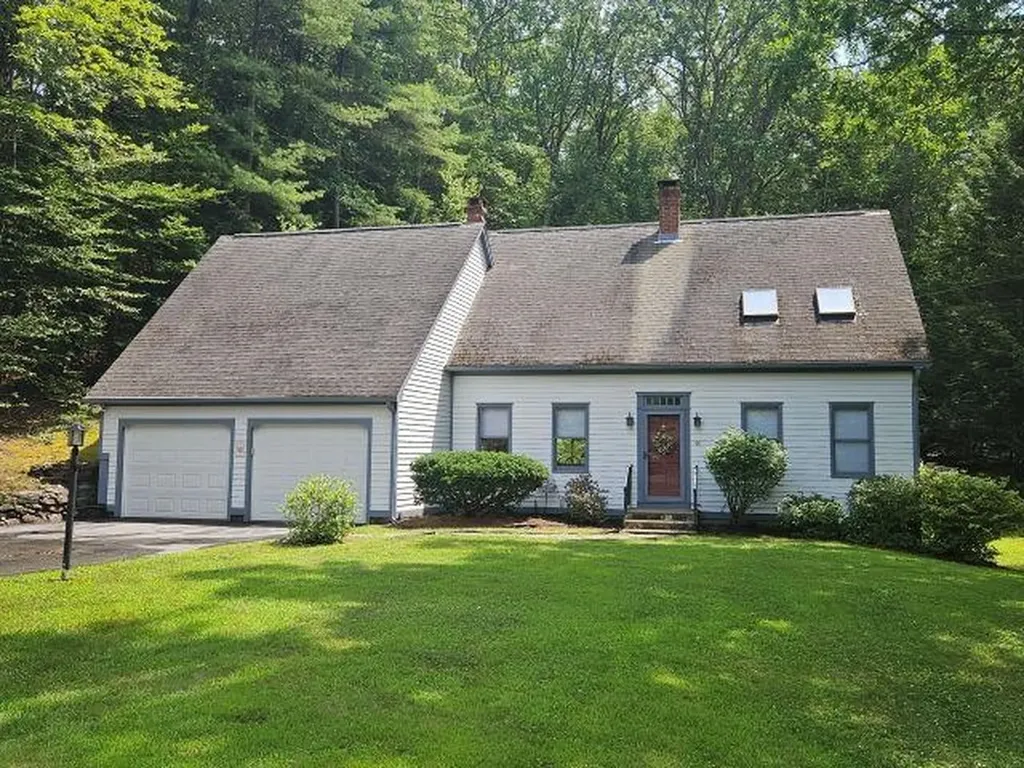 46 Poplar Commons Dummerston VT 05301