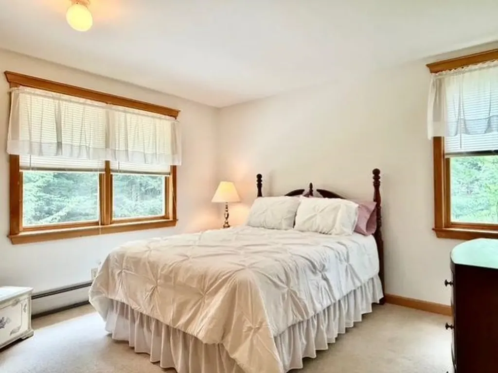 46 Poplar Commons Dummerston VT 05301