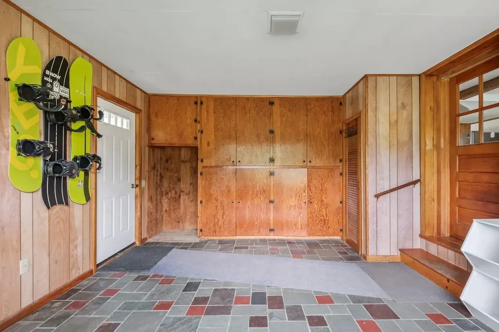 490 Delorm Road Leicester VT 05733