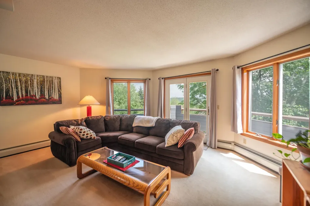 15 Haymaker Lane Wilmington VT 05363