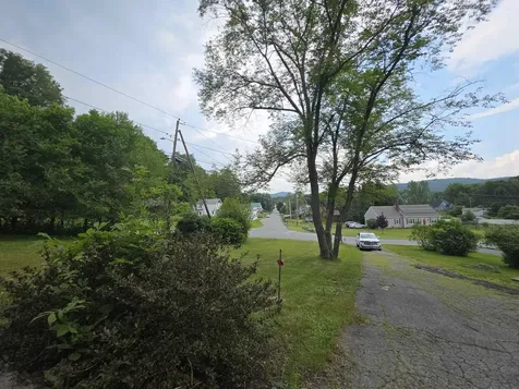 84 Hunter Street Springfield VT 05156