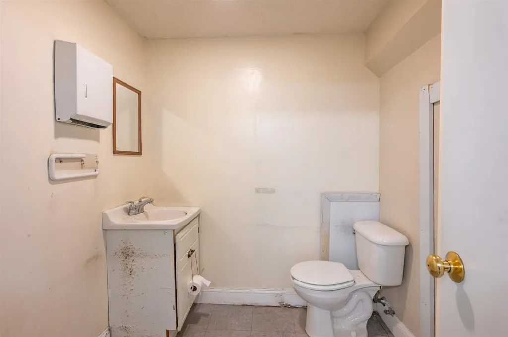 10 Northern Boulevard Amherst NH 03031