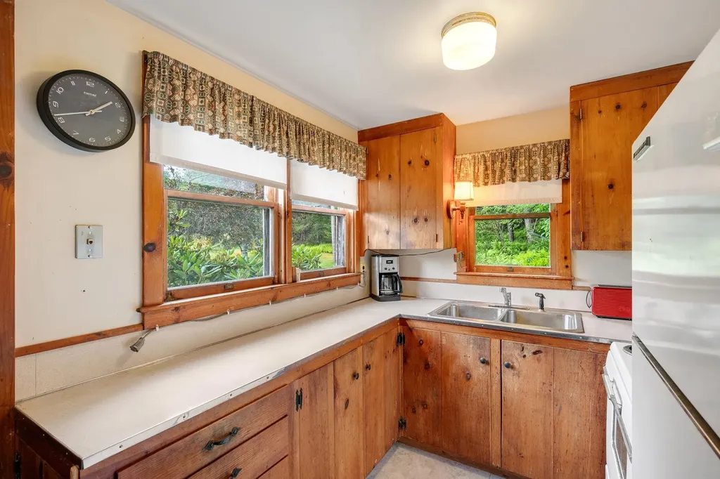 160 Gould Hill Road Worcester VT 05682