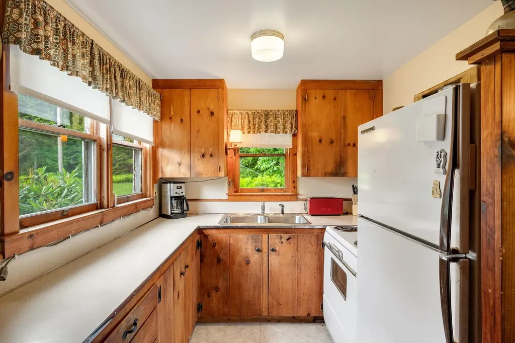 160 Gould Hill Road Worcester VT 05682