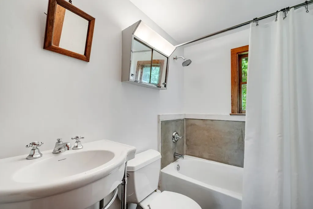 160 Gould Hill Road Worcester VT 05682