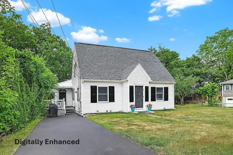 16 Benning Street Salem NH 03079