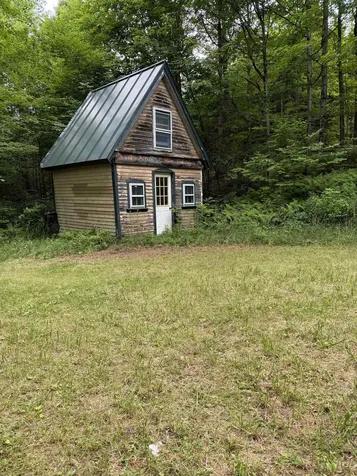 239 Small Road Brookfield VT 05036