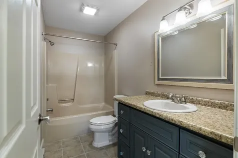 17 Kyle Drive Newport NH 03773