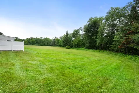 17 Kyle Drive Newport NH 03773