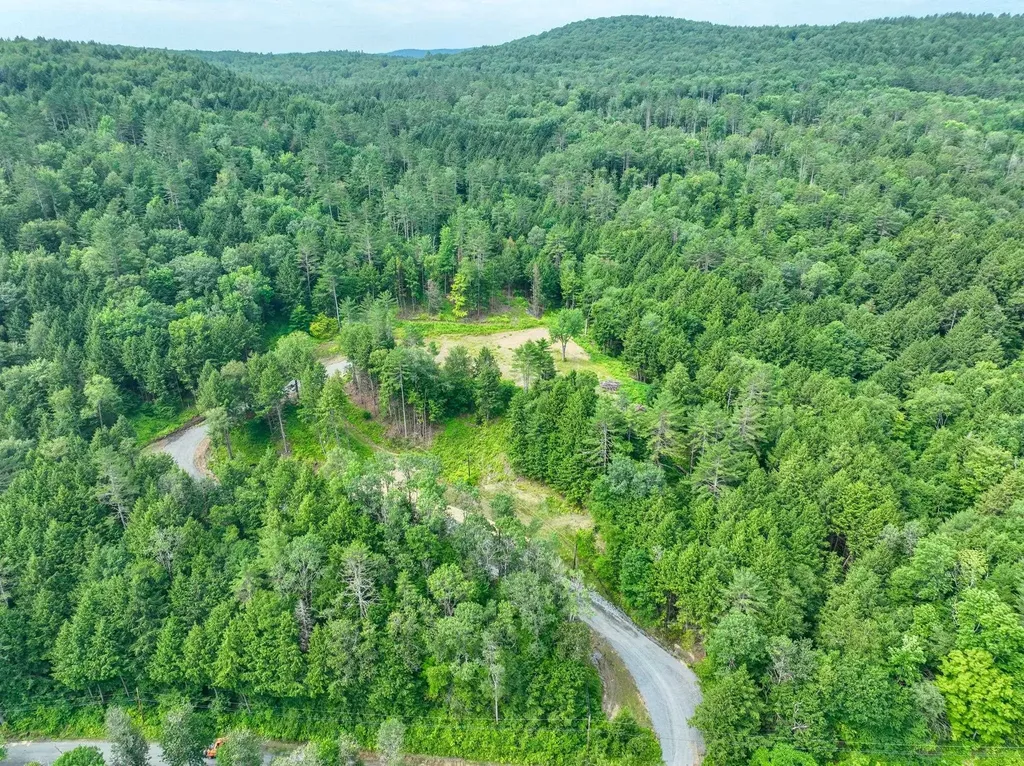 567 Sawnee Bean Road Thetford VT 05075