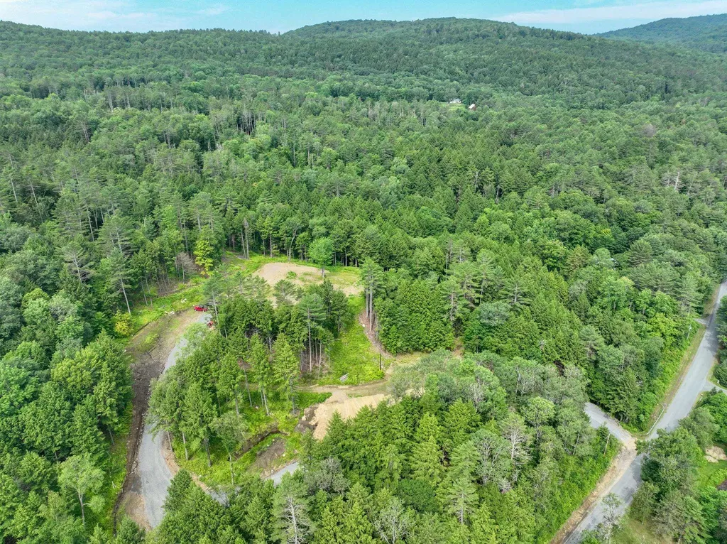 567 Sawnee Bean Road Thetford VT 05075