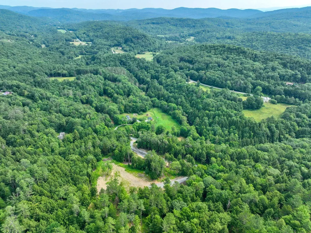 567 Sawnee Bean Road Thetford VT 05075