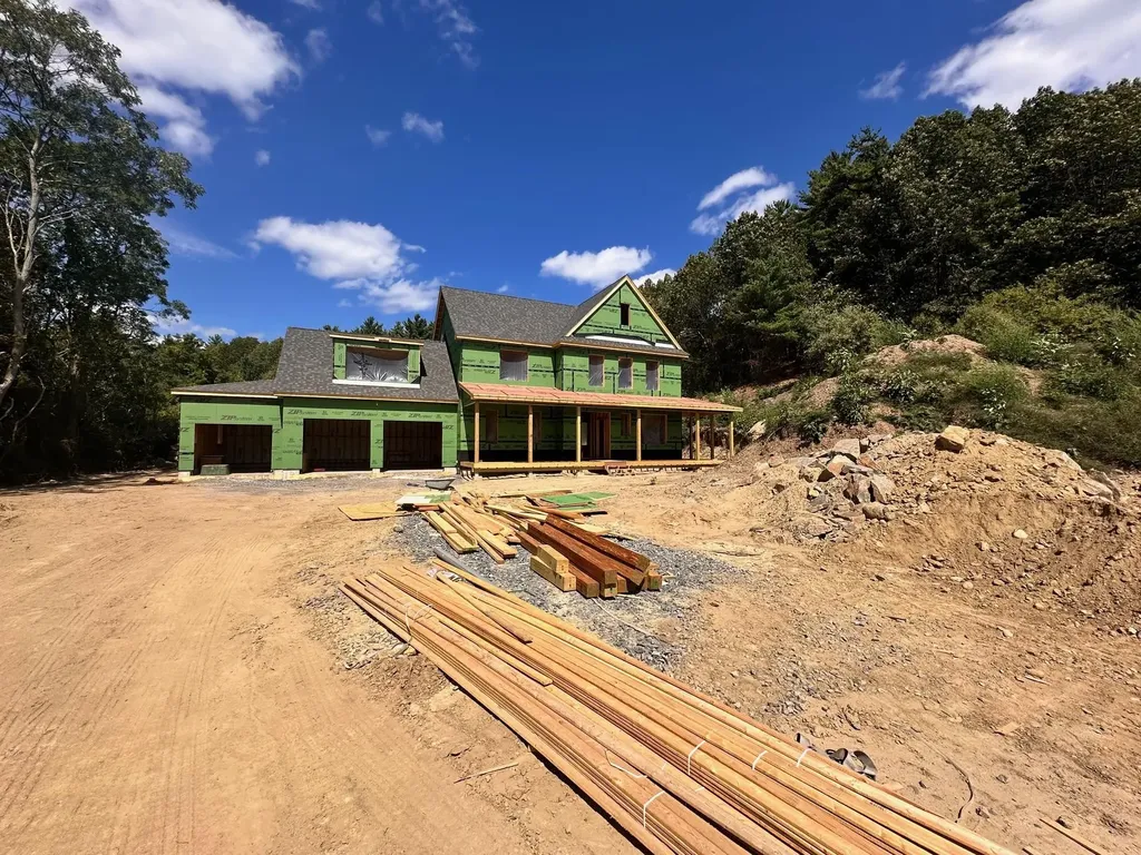 9 Garrett Road North Hampton NH 03862