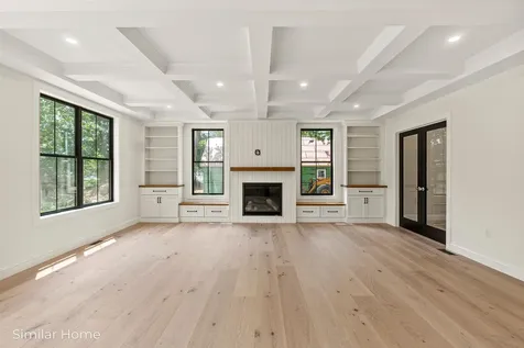 9 Garrett Road North Hampton NH 03862