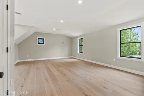 9 Garrett Road North Hampton NH 03862