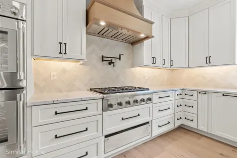 9 Garrett Road North Hampton NH 03862