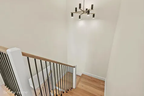 9 Garrett Road North Hampton NH 03862