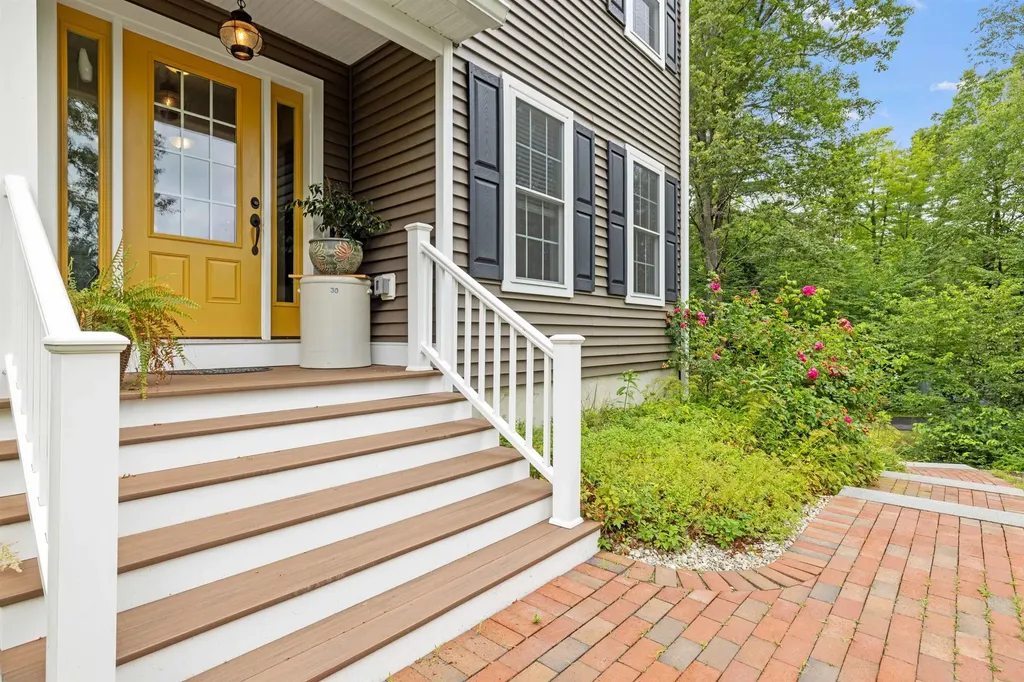 2 Golden View Drive Bow NH 03304