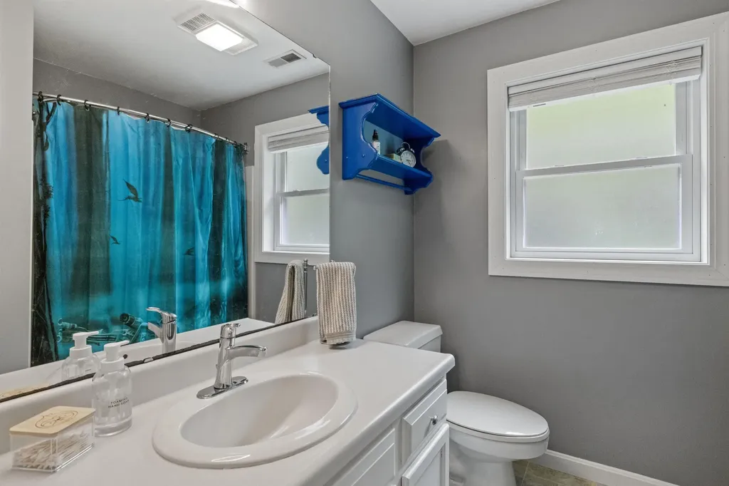 2 Golden View Drive Bow NH 03304