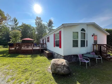 11 Clement Drive Landaff NH 03585